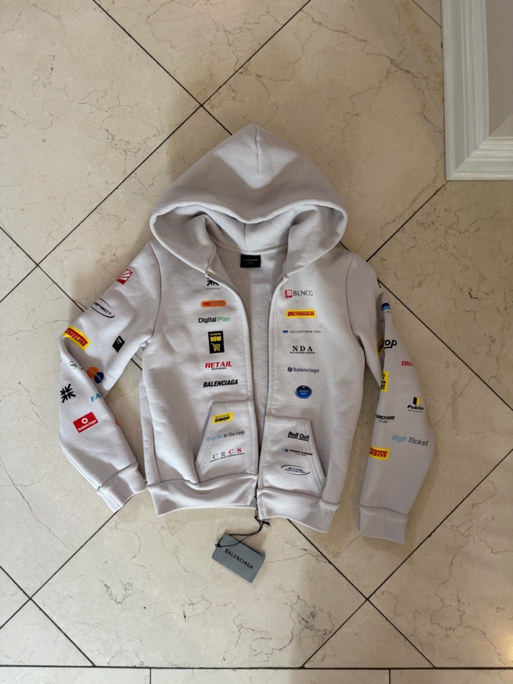 Balenciaga logo patch zip